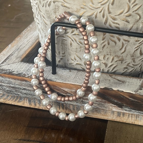 ⭐️ $5 Bundled w/ Any Item⭐️ - Picture 2 of 4